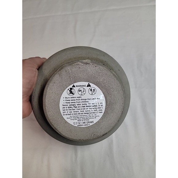 NWT Succulent Flowers Garden Candle Concrete Bowl Sincerely Jules VIRAL‎ TIKTOK - Picture 3 of 10